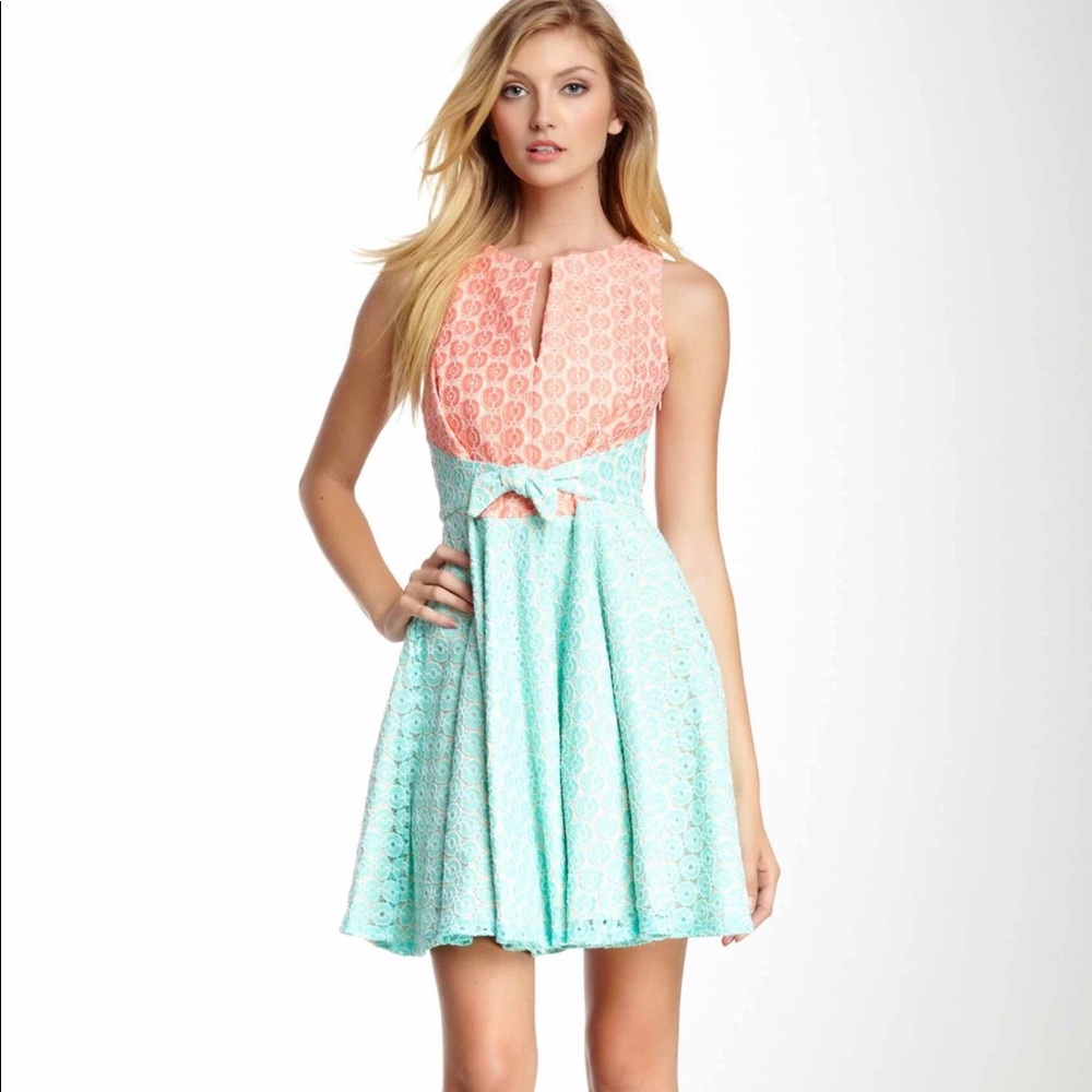 Eva Franco dress size 4. New with tags.